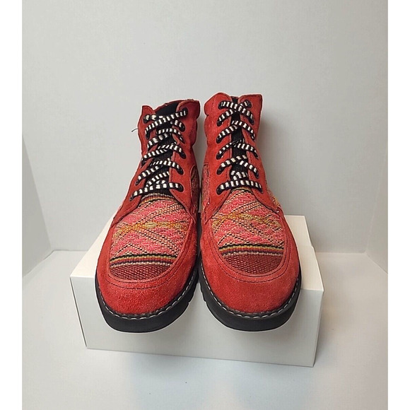 CAT Walking Machines Women's Utility Yoann Aztec Leather Boots Size 9 Red - Picture 2 of 12